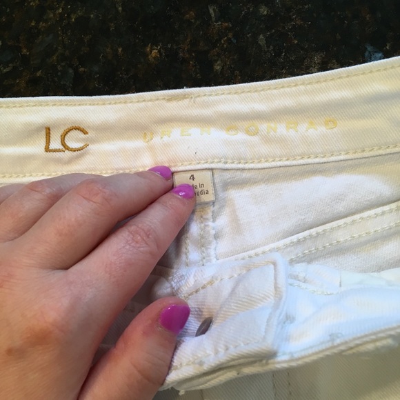 LC Lauren Conrad white Bermuda’s size 4 - Picture 6 of 8